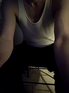 Curious9884 online show from October 4, 1:38 pm