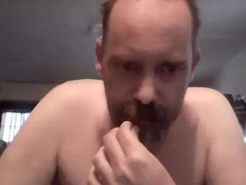 crazyheratic8 online show from December 3, 10:38 pm