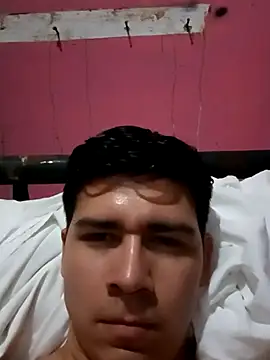 Snapshot of Travieso_loco9 chatting on October 11, 12:47 am Travieso loco9 online show from October 11, 12:47 am