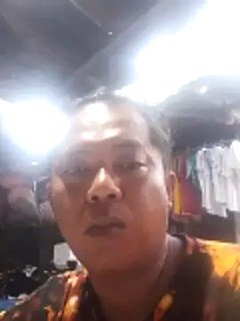 WildSuckerBabe online show from November 3, 10:33 pm