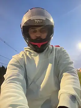 mayday2025m online show from March 17, 9:50 pm