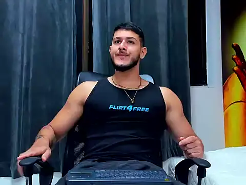 jasonshaw25 online show from February 24, 5:57 pm