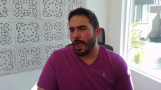 Snapshot of socal_streamer chatting on October 20, 7:07 pm socal streamer online show from October 20, 7:07 pm