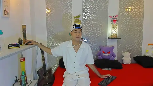 JacobBlackwell  online show from November 30, 6:43 pm