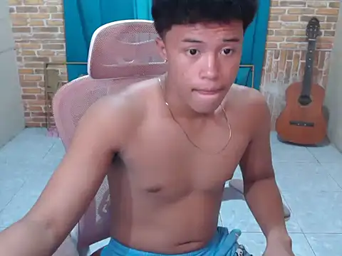 ur naughtyboy patrick online show from November 25, 3:30 am