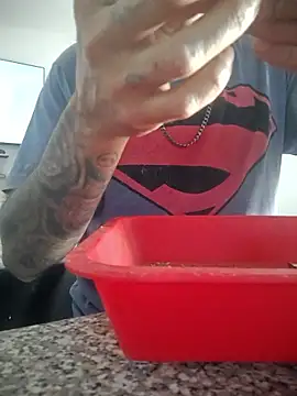 Juicydick420-xxx online show from January 7, 9:53 pm