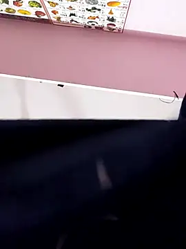 vickymtrb online show from December 16, 5:36 am