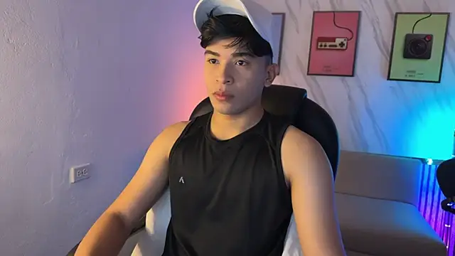 David Nova online show from December 21, 12:57 pm