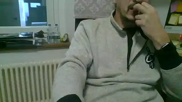 Kawayleo online show from December 16, 2:13 pm