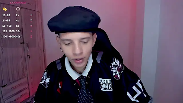 tylernova online show from March 3, 3:36 am