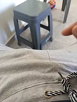 vi25vofgg online show from December 4, 9:38 am