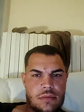 Snapshot of Alexszader36 chatting on October 22, 10:24 pm Alexszader36 online show from October 22, 10:24 pm