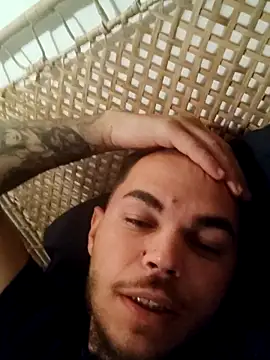 Alexszader36 online show from November 18, 9:39 pm