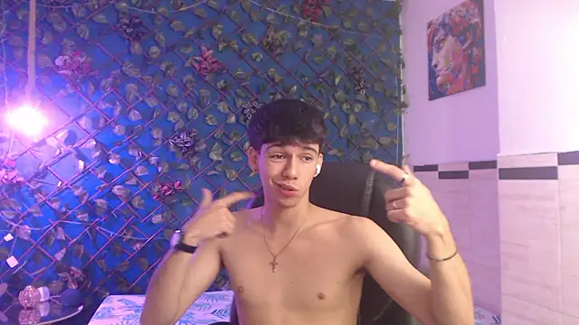 AmethystShadow17 online show from March 25, 8:57 pm