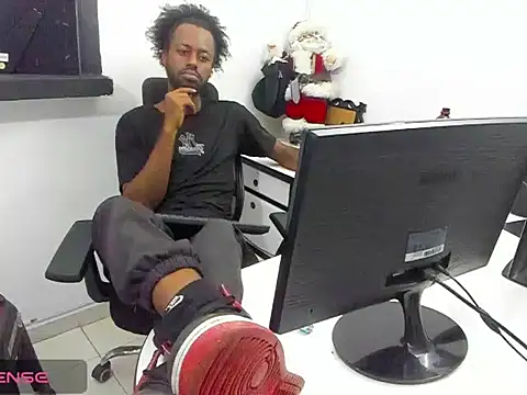 BenhtenBlack25 online show from January 12, 10:25 pm