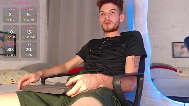 MATEO HUNTER online show from April 20, 12:46 am
