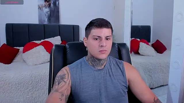dirty boy0 online show from October 23, 4:10 pm