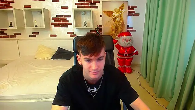 BradyFlint online show from December 21, 7:38 am