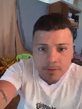 Hizli   online show from December 4, 9:33 pm