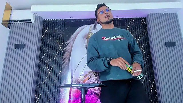 handsome boys22 online show from November 21, 4:17 pm