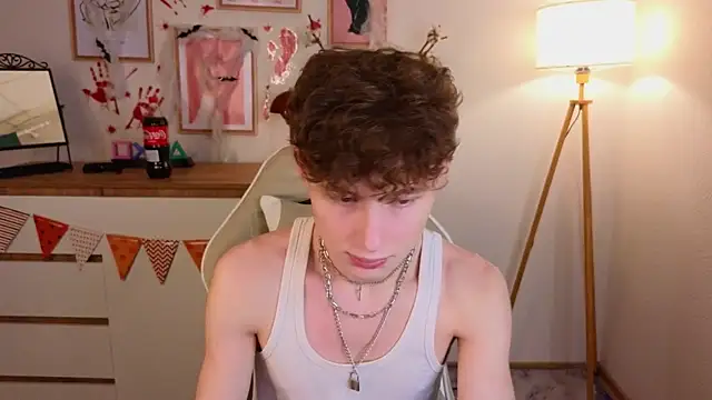 crisp1n online show from October 24, 2:52 pm