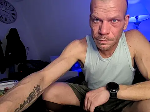 Kinky Play1 online show from February 12, 8:15 pm