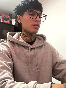 sflps online show from November 10, 4:23 pm