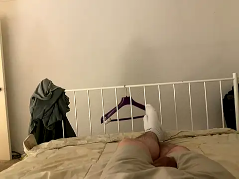 irnbru77 online show from November 19, 1:16 am