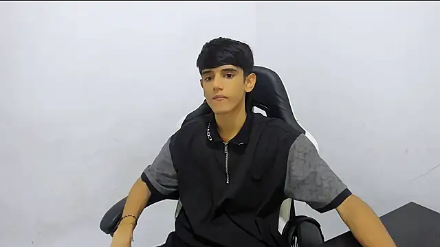 Cris curry02 online show from January 13, 5:39 pm