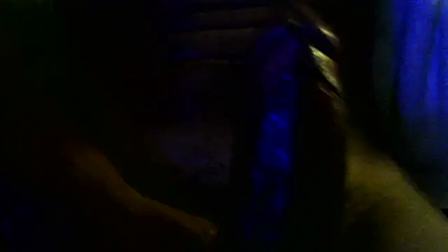 Snapshot of MrSirSeduction chatting on October 22, 1:20 am MrSirSeduction online show from October 22, 1:20 am