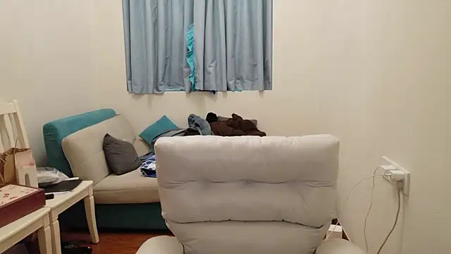 L1kuto online show from February 10, 10:53 am