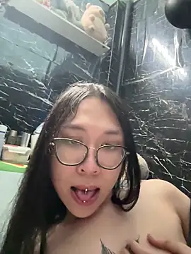 Lil nue online show from October 25, 6:09 pm