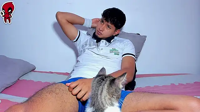 Dominic King online show from March 2, 2:33 am