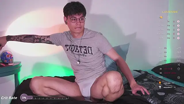 estmonnn online show from February 11, 4:39 am