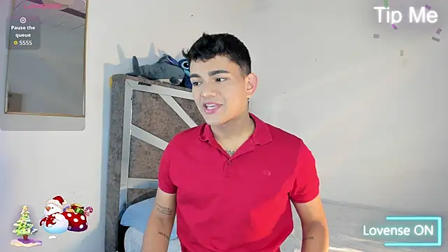 niall falconn online show from December 15, 7:44 pm