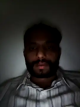 Advance01 online show from November 13, 7:40 pm