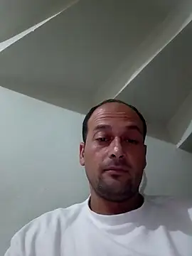 expenser37 online show from December 5, 11:01 pm