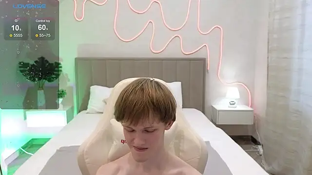 Fakeangel87 online show from November 9, 9:02 am