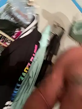 bkuterbach2015 online show from February 26, 3:02 pm