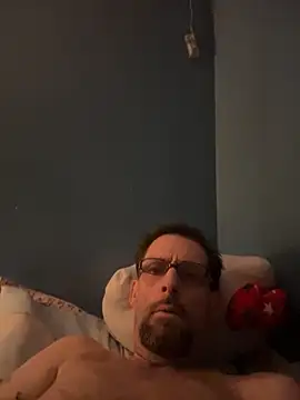 biggdaddyandqueenn online show from December 1, 8:06 am