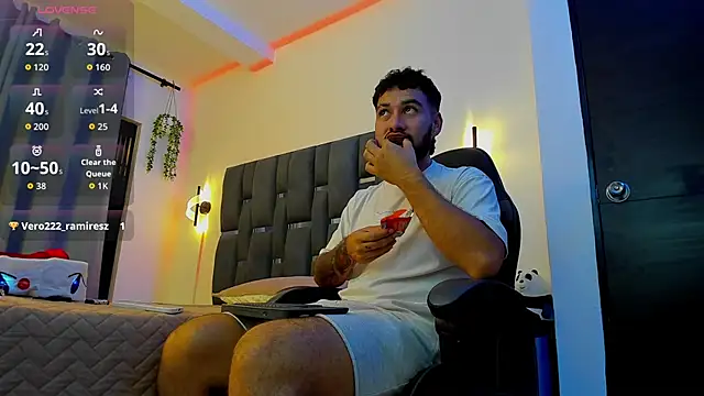 noah corvelle online show from December 1, 3:09 am