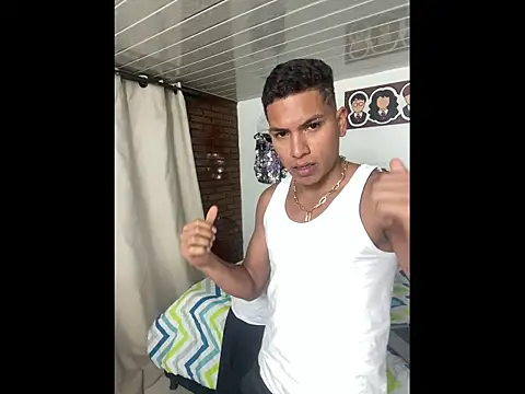 Mike and Rayan online show from November 9, 2:37 am