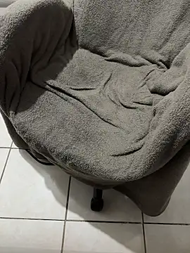 Joven192007 online show from March 1, 12:32 am