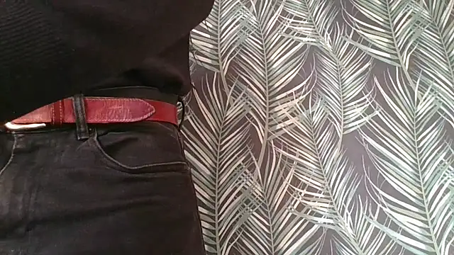 CuteDaddy92 online show from December 19, 2:25 pm