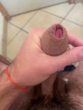 luluhjk online show from November 11, 9:47 am