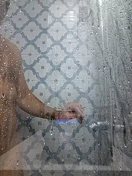 thenakedtraveler online show from January 10, 6:12 pm