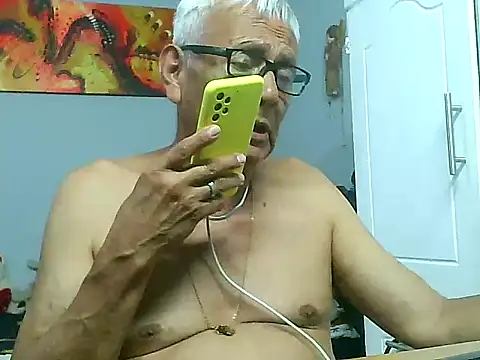 dirtysluttyfist online show from November 20, 9:57 pm