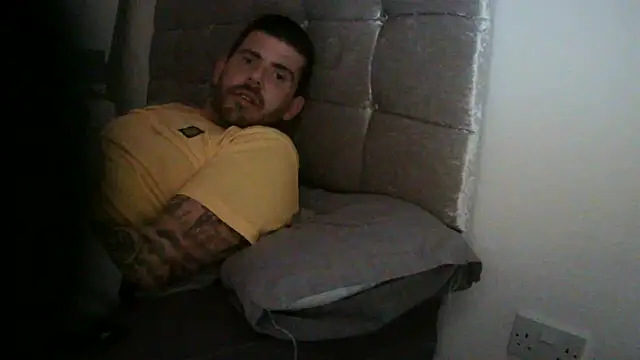 mikeyboys online show from November 8, 11:57 am