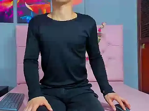 ElanGiraldo online show from November 19, 10:20 pm