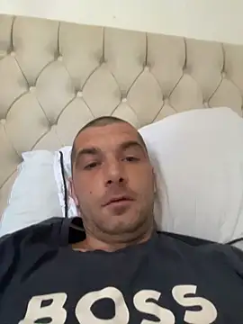 Kinkycouple142 online show from April 20, 2:41 pm